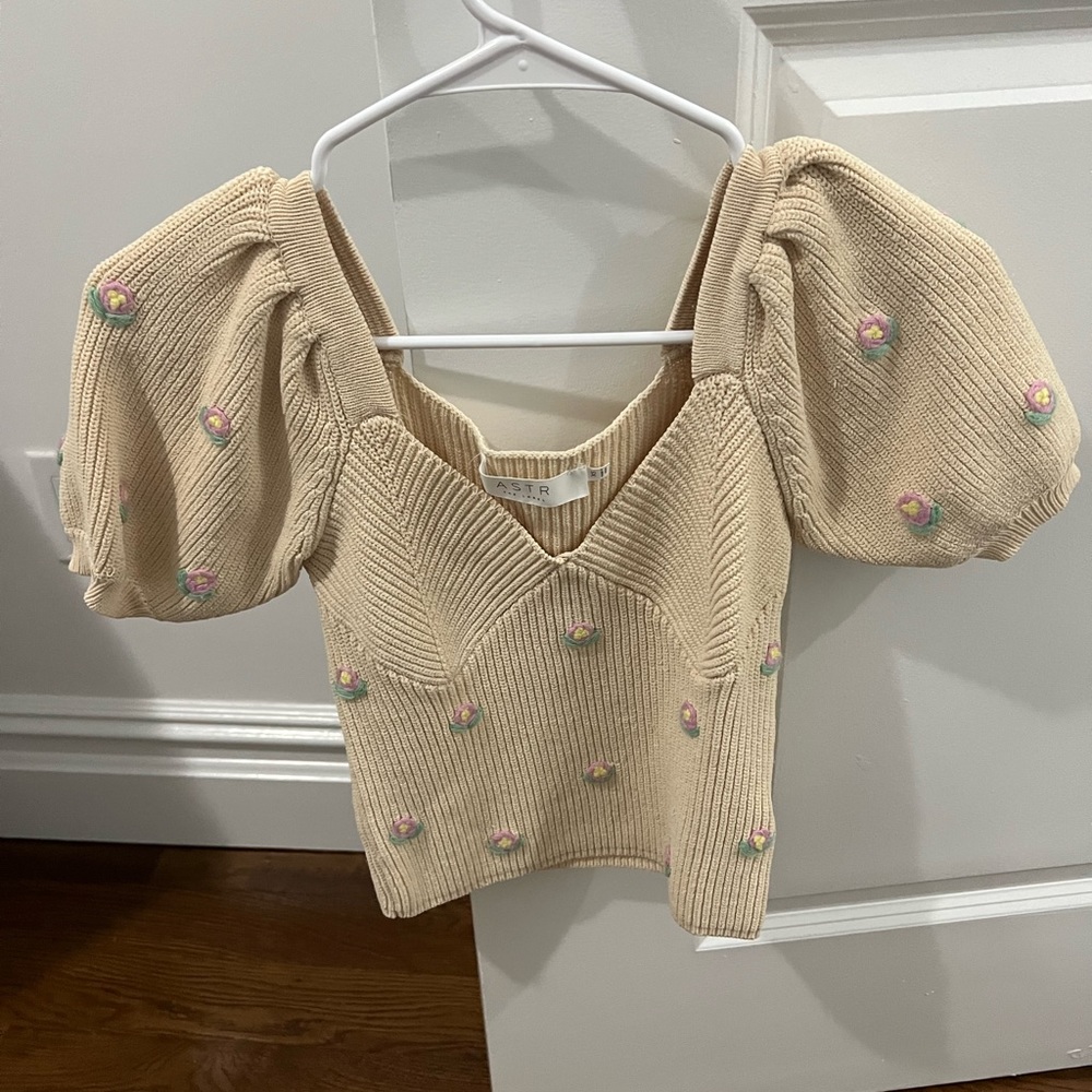 Astr crop sweater